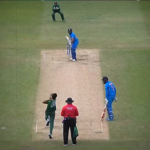 b79DCukR2n5R A w.jpg