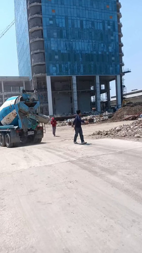 jv55z CueaeQ r8S.jpg