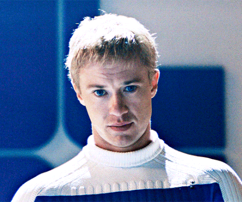 tumblr aa7f8e4b107b62f945450b67b1f4e73d 6d36f760 540.gif