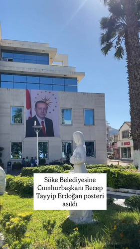 AA 7mO1W254PhrHn.jpg