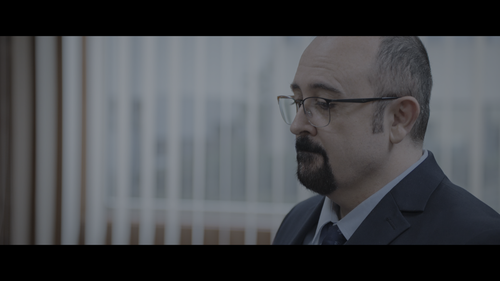 Muertos S.L. S01E02 [NF WEB DL 2160p HEVC DV HDR10 ES DD+ Atmos 5.1][HDO].mkv snapshot 24.34.480.png