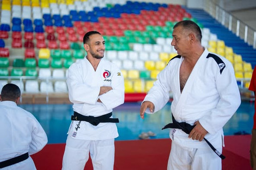 535918134 18175386472344338 4733551520401601742 n.jpg?stp=dst jpg p526x395 tt6& nc cat=102&ccb=1 7& .jpg