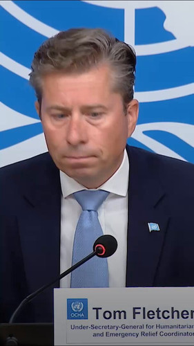 E9DVupAK8T XRCOZ.jpg