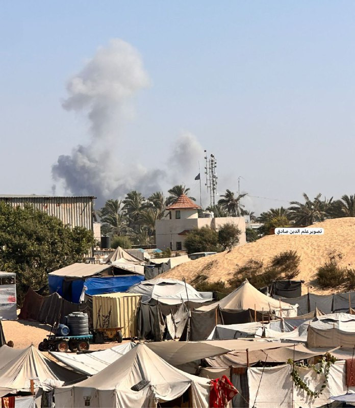 شن طيران الاحتلال غارة على المنطقة المحيطة بمدينة حمد السكنية، الواقعة شمال غرب خان يونس، جنوب قطاع غزة....