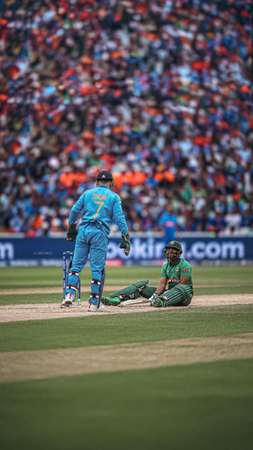 m.s dhoni.fc 1753548849085.jpg