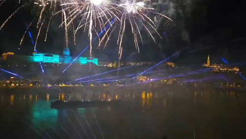 d8u mpF5Nj Y0Jdb.jpg