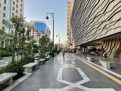 GyvDxOyWUAAtT K?format=jpg.jpg