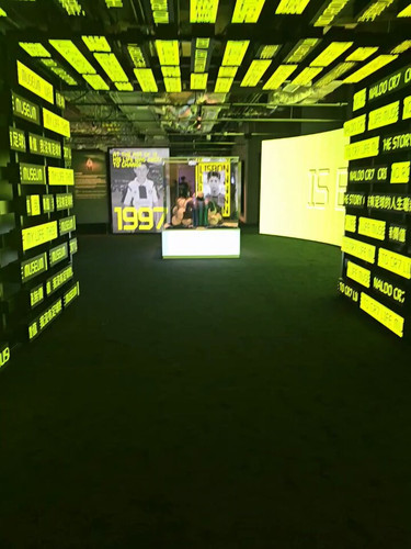 AXtVGggMmQQE 7Kv.jpg