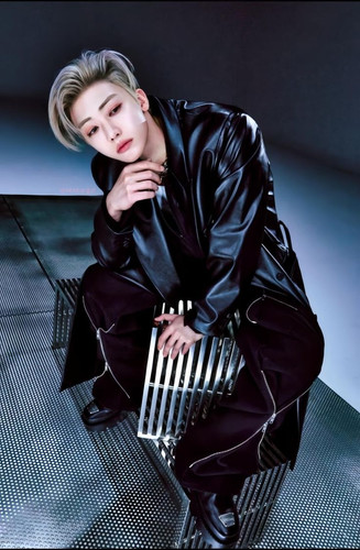 ดาวน์โหลด (88).jpg