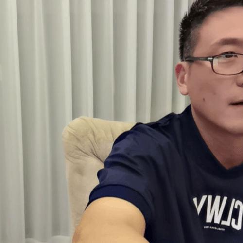 0062BoZOgy1i536fu23tpg30k00k0b2e.gif