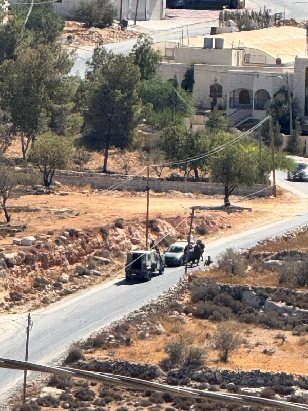 قوات الاحتلال تقتحم بلدة بني نعيم شرق الخليل وتوقف مركبة....