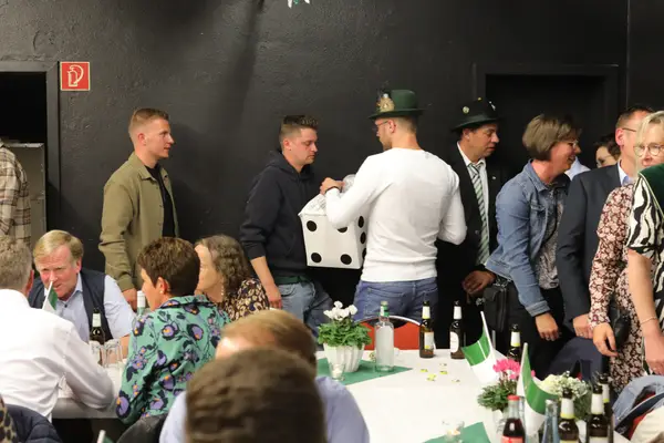 Foto vom Jungschützenfest: 411.webp