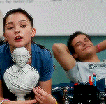 gag 1x03 36.gif