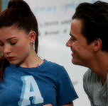 gag 1x03 44.gif