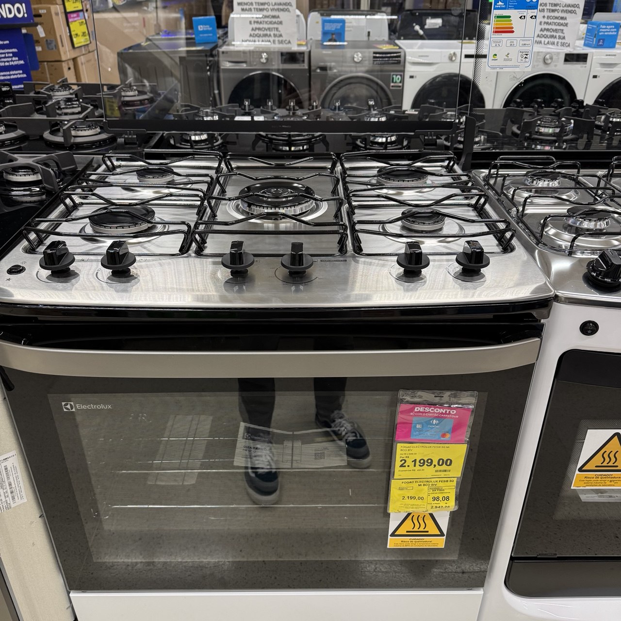 Fogão 5 bocas Electrolux Branco Efficient com Mesa Inox, PerfectCook e VaporBake (FE5IB)