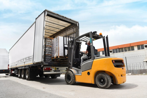 Efficient Bulk Cargo Carrier Solutions for Business.jpg