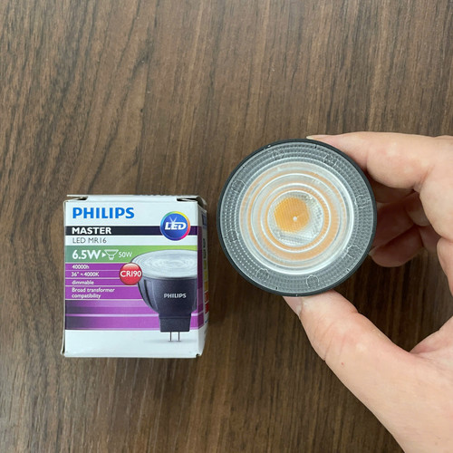 den am tran chieu diem led spotlight philips master led 6 5 50w 940 mr16 36d dim 6 5w 4000k cri 90 0.jpg