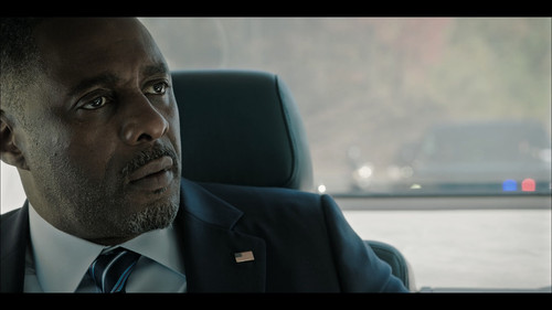 A.House.of.Dynamite.2025.1080p.NF.WEB DL.CZ EN.DD+5.1.Atmos.x264 GRACE.mkv snapshot 01.32.36 [2025.1.jpg