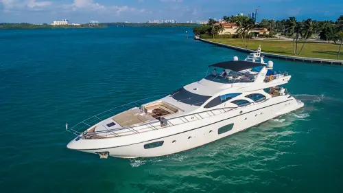 a yachtcharter.com florida yacht charters.webp