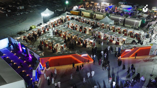 ExqJhWzw8 a wp2u.jpg