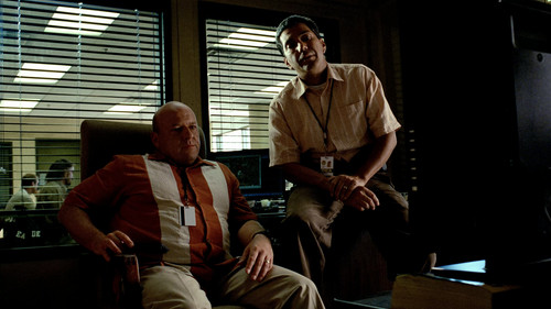 Breaking.Bad.S02E01.Seven.Thirty Seven.2160p.AMZN.WEB DL.CZ EN.DTS HD.MA.5.1.SDR.HEVC VoX.mkv snapsh