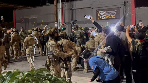 uu9 7Ph5siMf3bW8.jpg