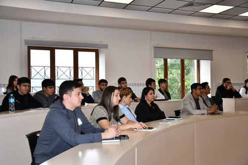 557078638 17919093240174578 3474412830019678650 n.jpg?stp=dst jpg p526x395 tt6& nc cat=108&ccb=1 7& .jpg