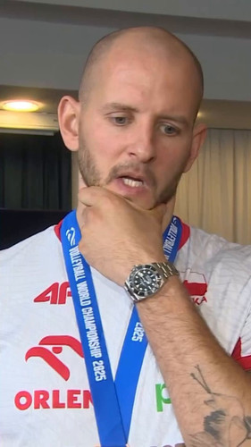 gDAdZRNSMMqrl4J .jpg