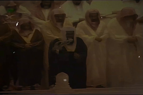 XVpAmkQ9y09m DFZ.jpg