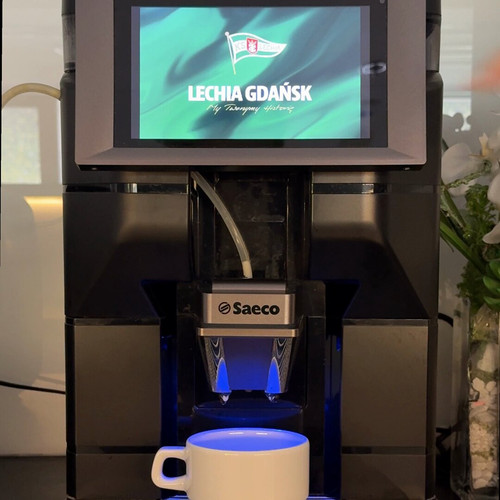 MQVhv lJ0C1NaR7M.jpg