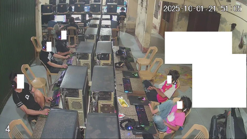 192.168.1.179 4 main 20251001215001 @1.jpg