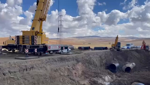 mSJxXX6gwJQaYR s.jpg