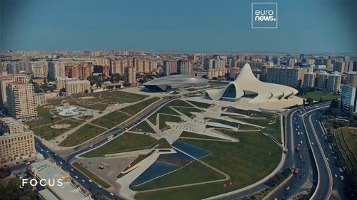 b3 L7zEdaN1csrLI.jpg