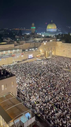 3tok7MHWYdCtuBv .jpg