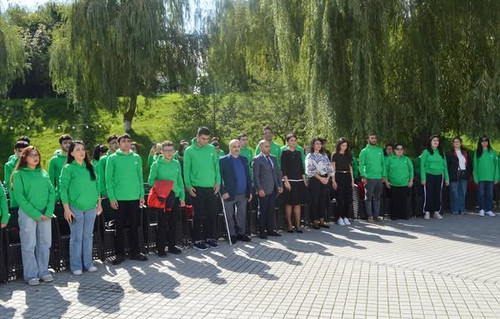 557342816 18370503778147807 1552195445884534654 n.jpg?stp=dst jpg s600x600 tt6& nc cat=100&ccb=1 7& .jpg