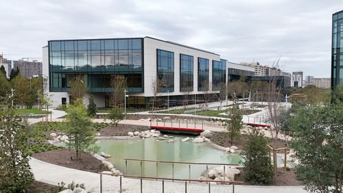 558006639 1179178854107134 4158642712942600731 n.jpg?stp=dst jpg s600x600 tt6& nc cat=111&ccb=1 7& n.jpg