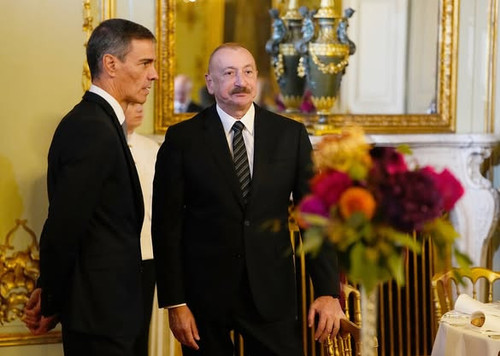 557625002 18486385888075011 6598411563455368098 n.jpg?stp=dst jpg p417x417 tt6& nc cat=108&ccb=1 7& .jpg