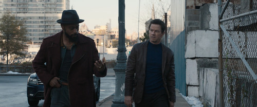 Play.Dirty.2025.1080p.AMZN.WEB DL.CZ EN.DDP5.1.H.264 FLUX.mkv snapshot 00.35.58 [2025.10.01 11.23.25.jpg