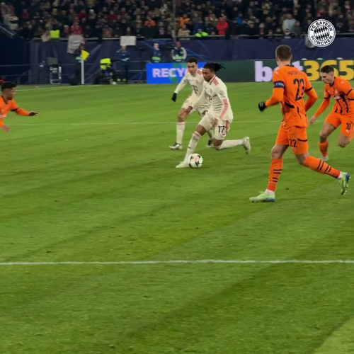 ITEmsn hLLaOkP2Y.jpg