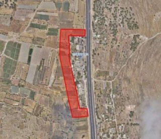 بلدية بيت أمر شمال الخليل: الارتباط الفلسطيني أبلغنا بوجود أمر عسكري بتجريف أراضي بجوار بيت البركة كما هو موضح في الصورة دون أي تفاصيل....