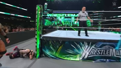 wjeZ q8jyfB cbx2.jpg