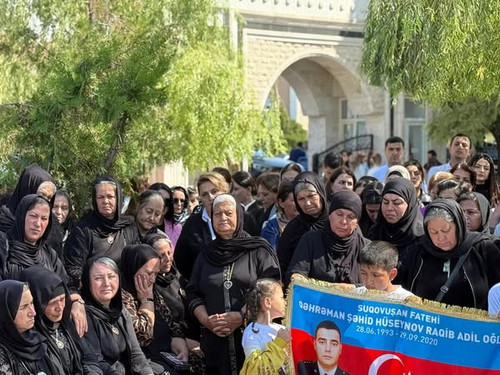 558181489 18409380040136633 2924703868387173281 n.jpg?stp=dst jpg s600x600 tt6& nc cat=110&ccb=1 7& .jpg