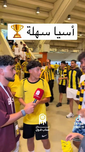 OE nyXezABeyws f.jpg