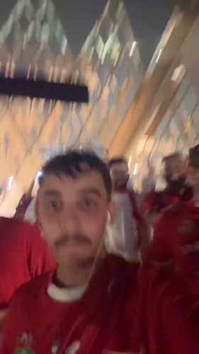 YV5nqOJKK8SotaRc.jpg
