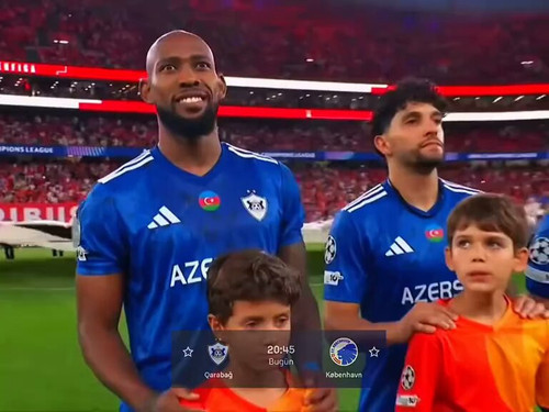 CnB XUuXaOcIlWjD.jpg