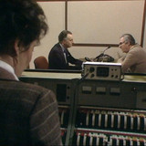 Yes.Minister.S03E02.Vyzva.1080p.WEB DL.CZ EN.DD2.0.x264 ProfessorPan.mkv snapshot 00.48 [2025.10.11 