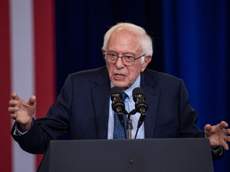 قال السيناتور الأمريكي بيرني ساندرز إن الولايات المتحدة أنفقت 22 مليار دولار من أموال دافعي الضرائب لتسهيل مذبحة نتنياهو، مما أدى إلى قتل وإصابة 10% م...