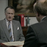 Yes.Prime.Minister.S01E02.Premieruv.projev.2160p.Upscaled.WEB DL.CZ EN.DD2.0.x264 moviesbyrizzo.mkv 