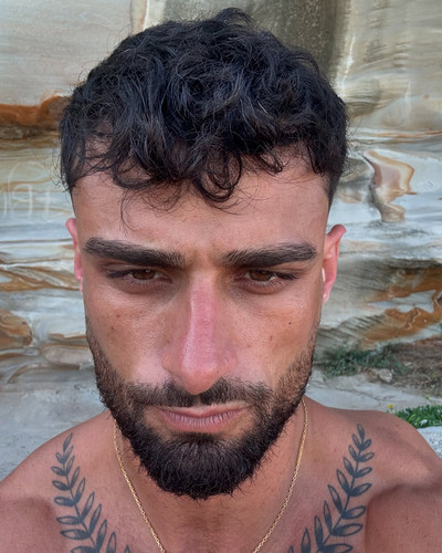 yanninicolau 1739173145 3564765172327865614 37923821010.jpg