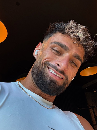 yanninicolau 1752445417 3676101060680297046 37923821010.jpg